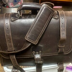 Saddleback Leather - Large Men’s Briefcase Classic Brown Full Grain